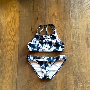 Girls Roxy bathing suit𓆉